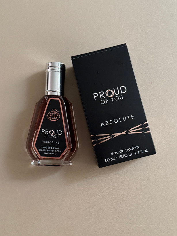 عطر استرانگر ویت یو حجم ۵۰ میل
